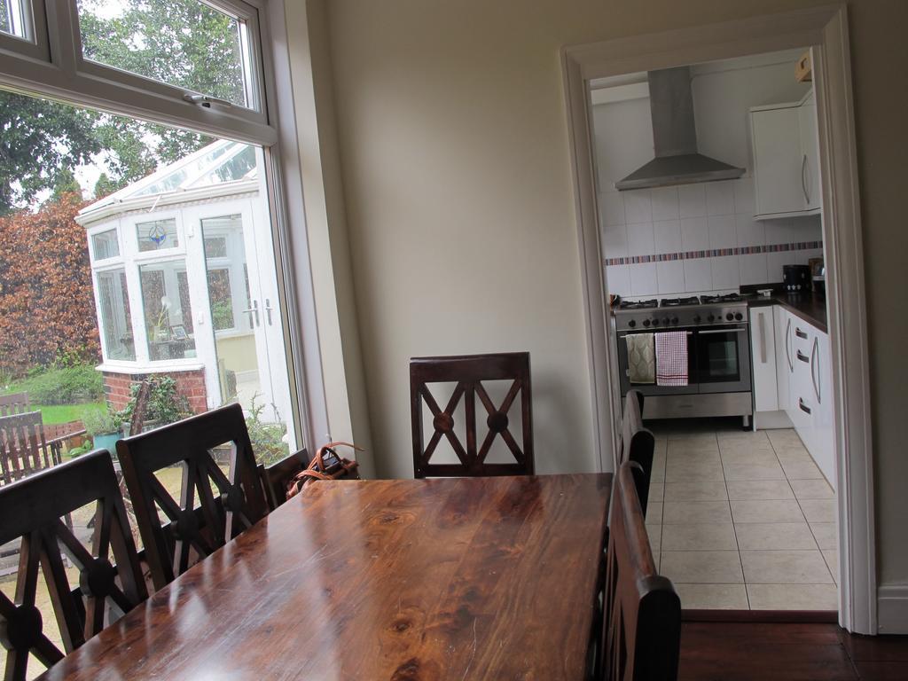 Westmorland - 4 Bedroom House - Free Parking For Up To 7 Cars - Walking Distance To Qmc And University - Ideal For Contractors And Large Groups Nottingham Exteriér fotografie